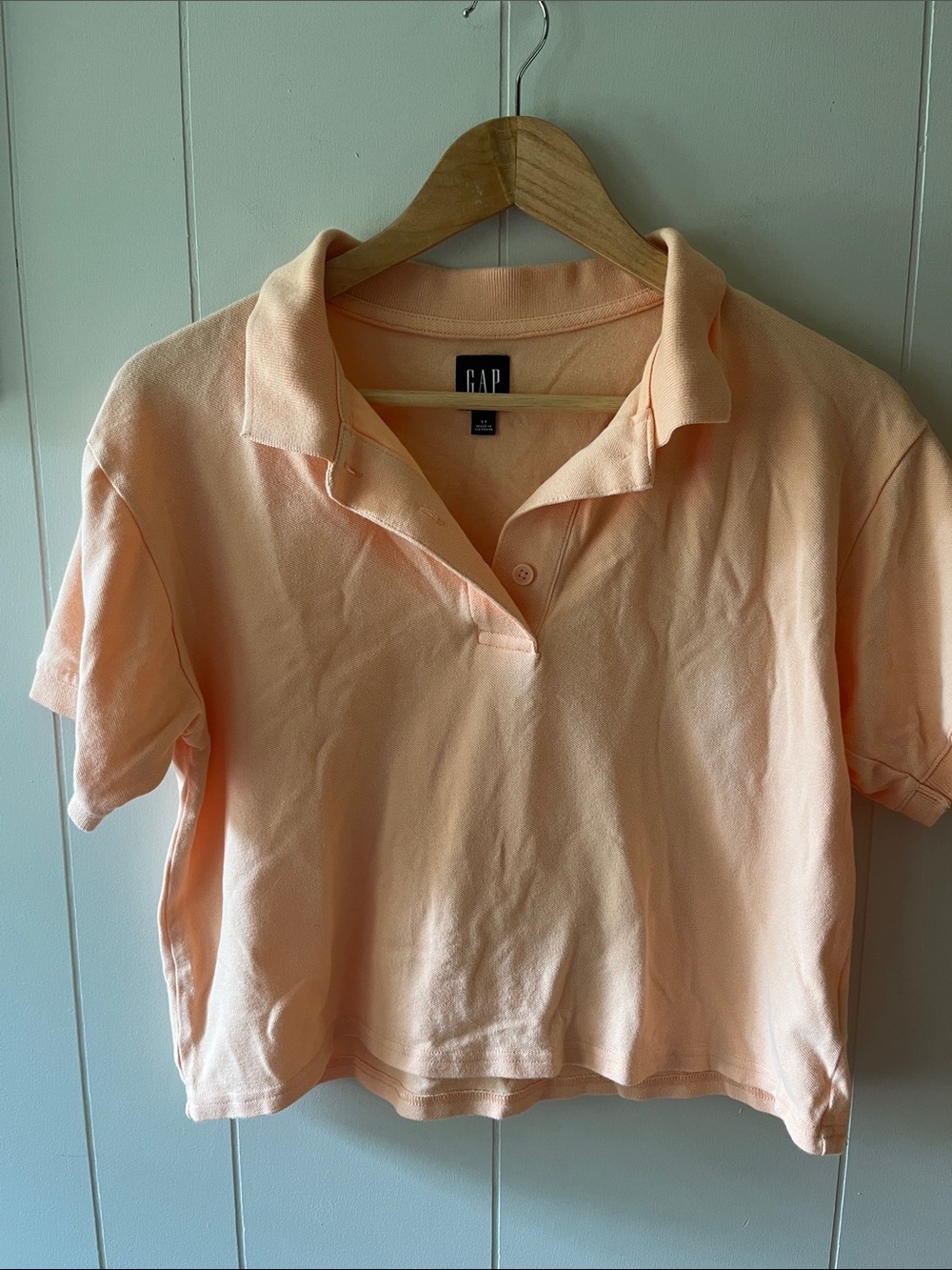 GAP Women's Peach Cropped Polo Shirt
